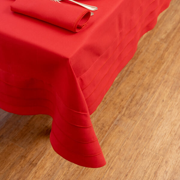 Toalha de mesa Linho vermelho com camadas em pesponto vermelho - Image 4